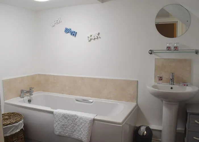 White Whale * Whitby